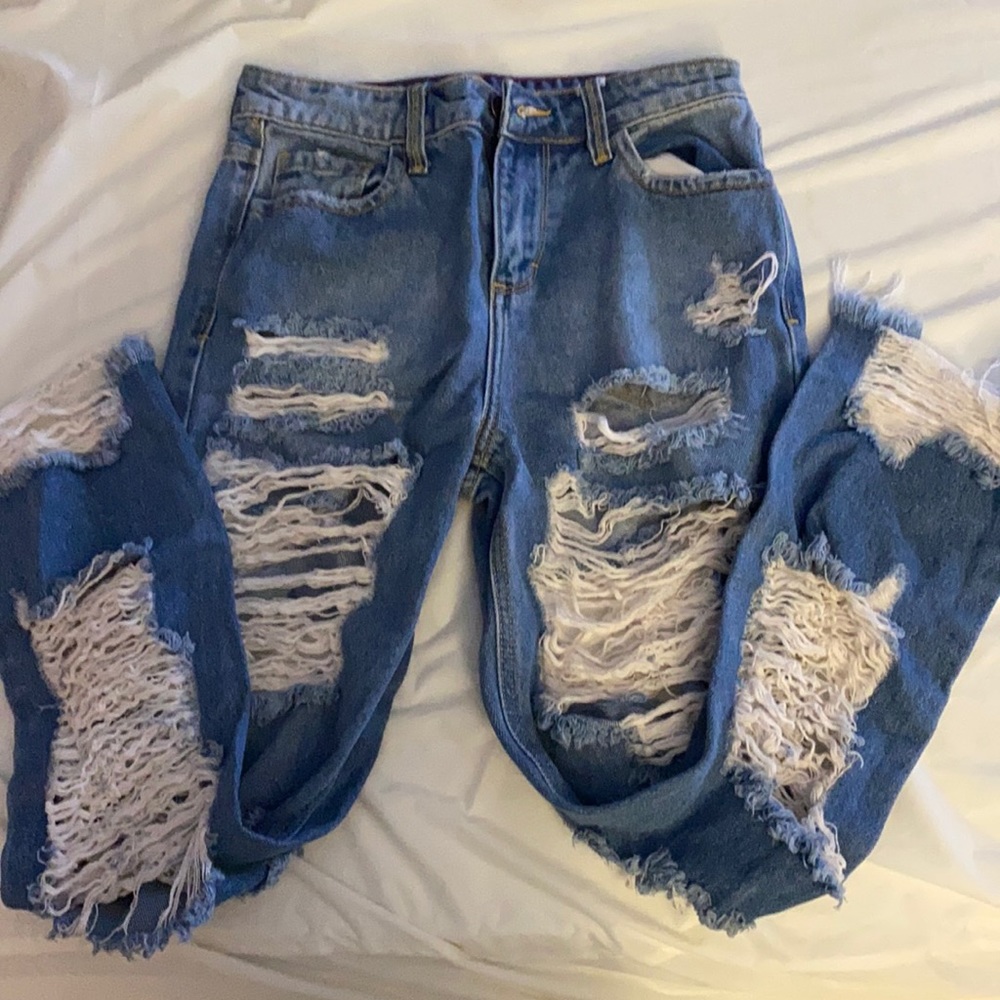 fashion nova ripped mom jeans
